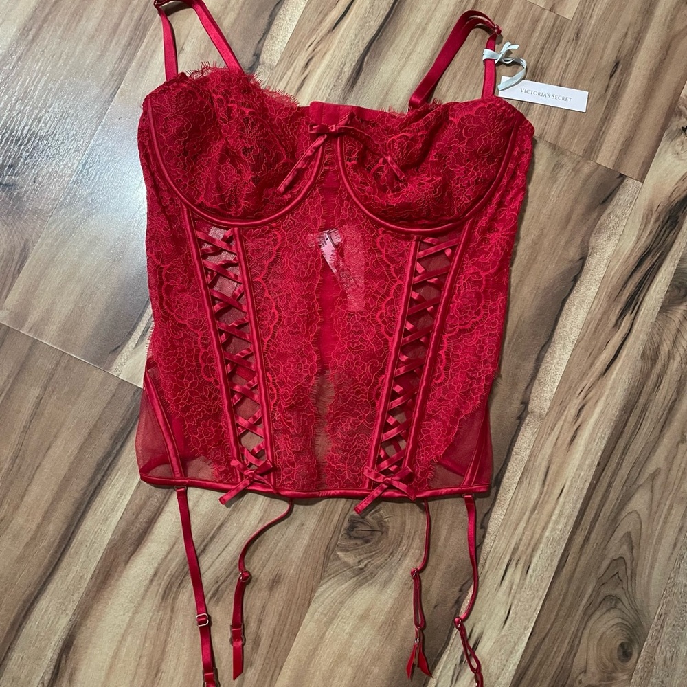 NWT Victoria's Secret lipstick red lace Wicked unlined lace-up corset top XXL - Picture 1 of 8